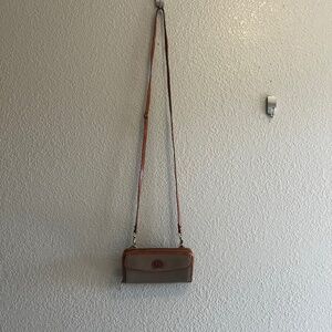 Vintage Dooney and Bourke Crossbody Wallet